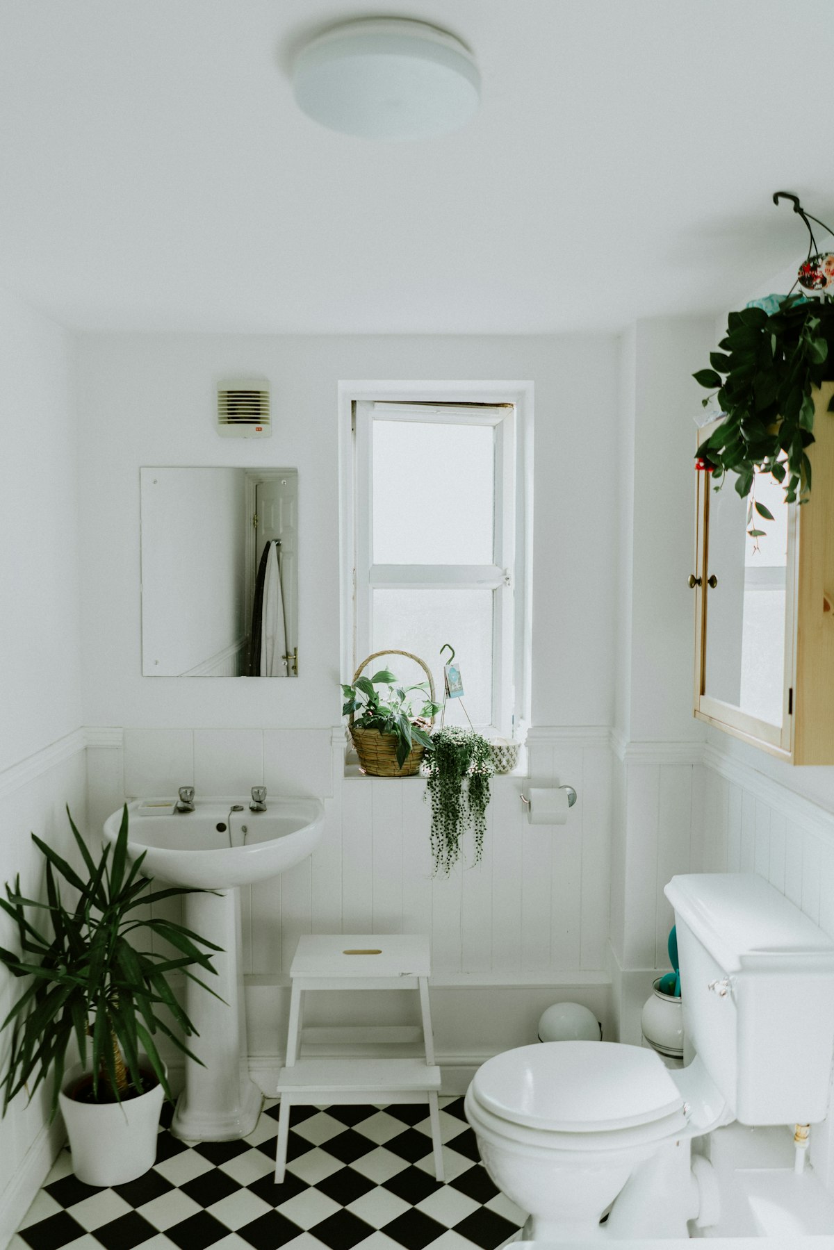 Toilet Accessories Kit